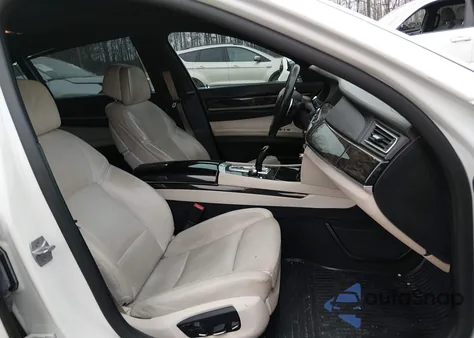 2013 BMW 750Li z USA, uszkodzony, nr VIN WBAYE8C51DD133176